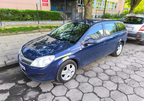 Opel Astra cena 11000 przebieg: 215800, rok produkcji 2009 z Łódź małe 29